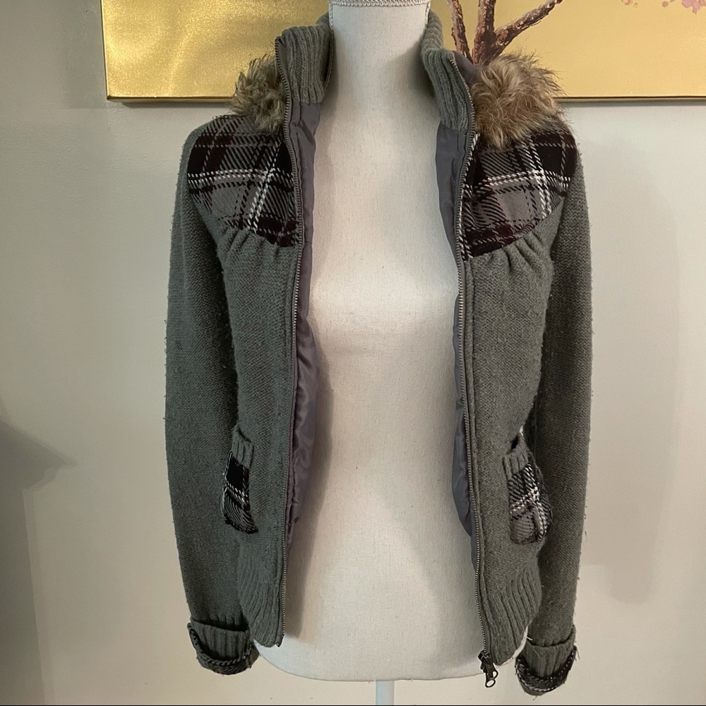 Takeout Gray Jacket